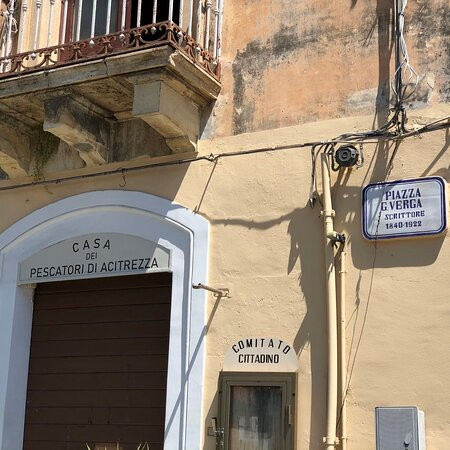 Parrocchia San Giovanni Battista-Acitrezza必去景点