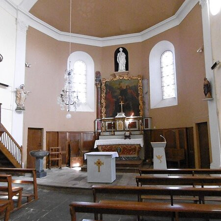 Eglise Saint Pierre De Saucède景点图片