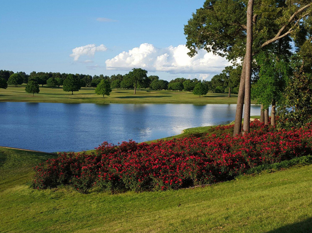 Twin Lakes Golf Course