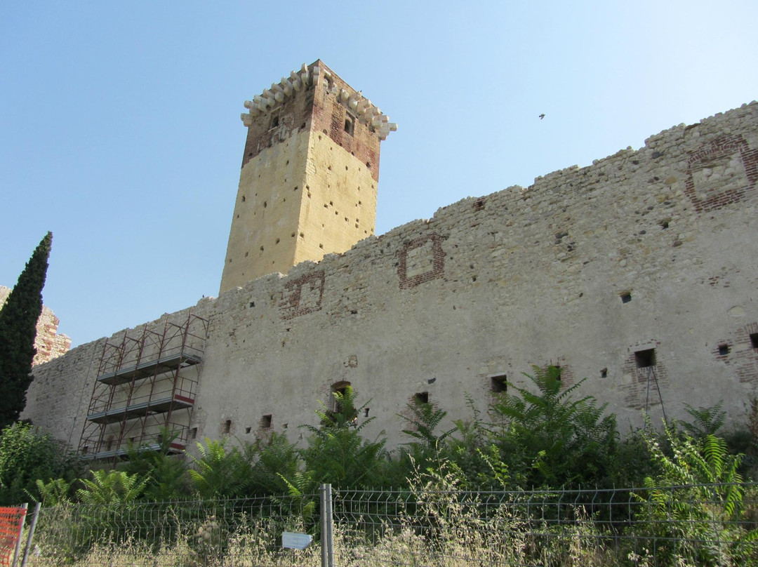 Castello di Montorio景点图片