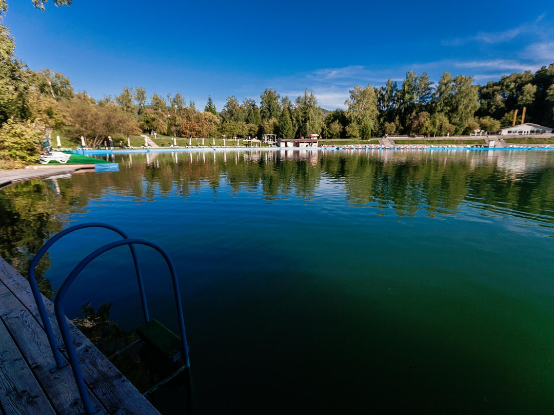 Lake Aya景点图片