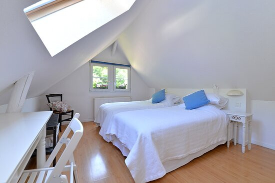Maison D'Hotes De Caractere La Vallee主图