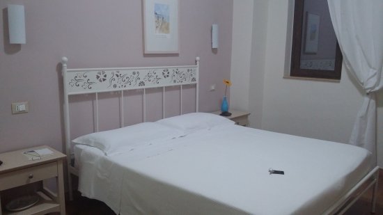 Levante B&B-官方