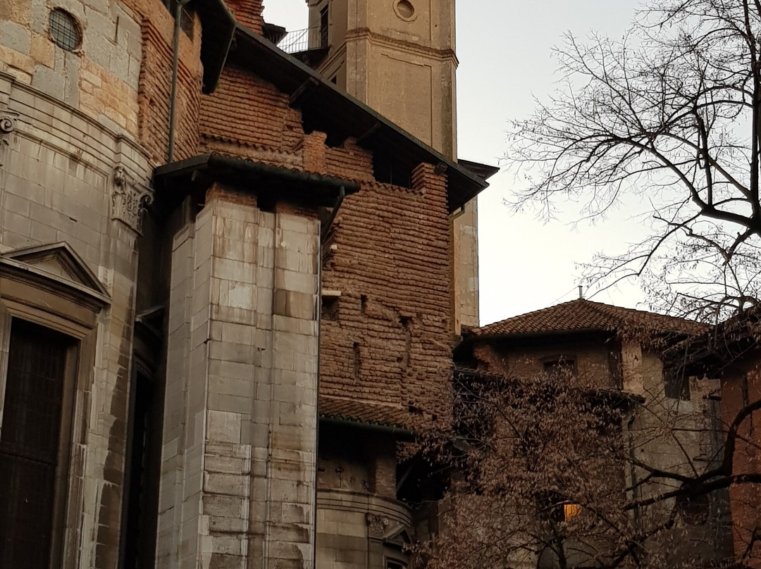 Palazzo Broletto-帕维亚必去景点