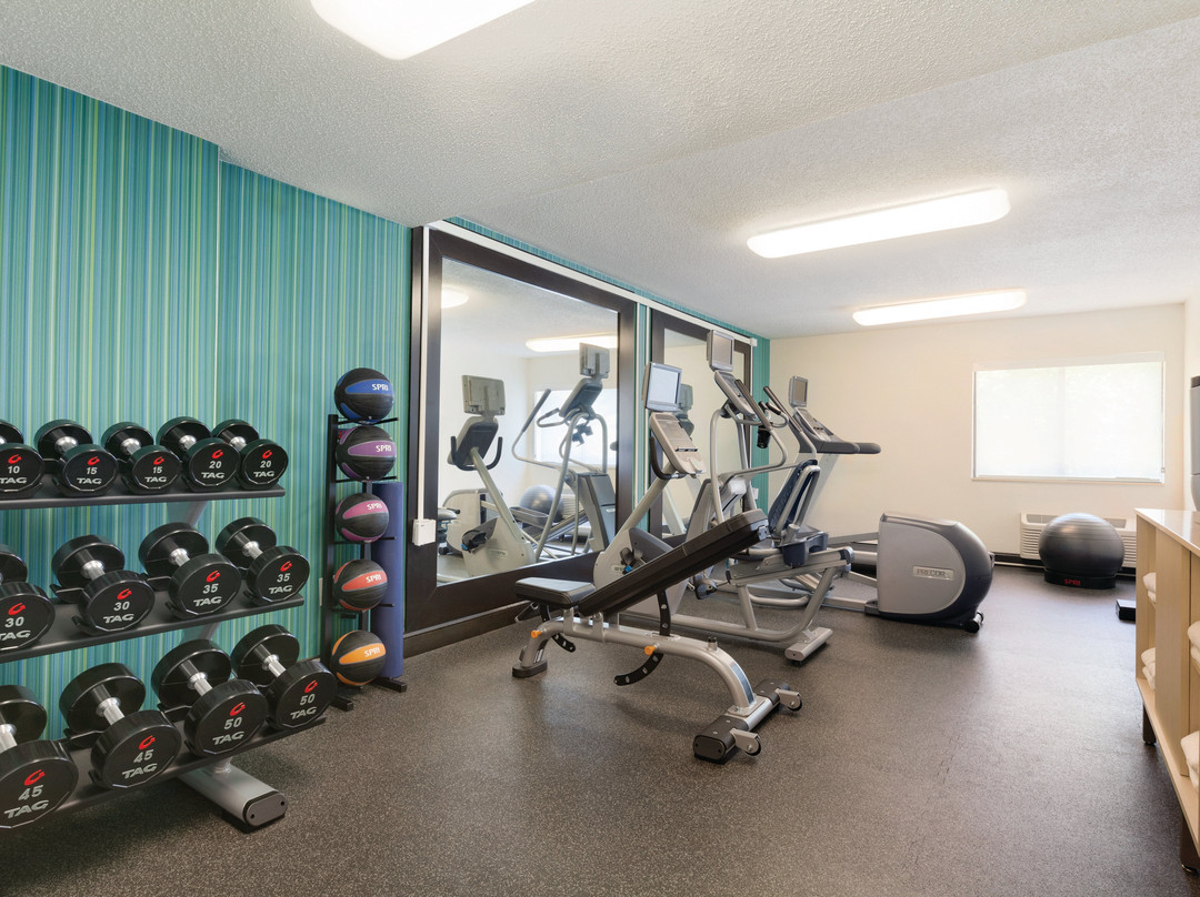 Holiday Inn Express Hartford South - Rocky Hill by IHG主图