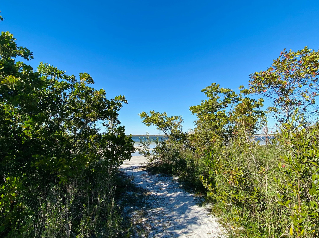 Bowditch Point Park-迈尔斯堡海滩必去景点