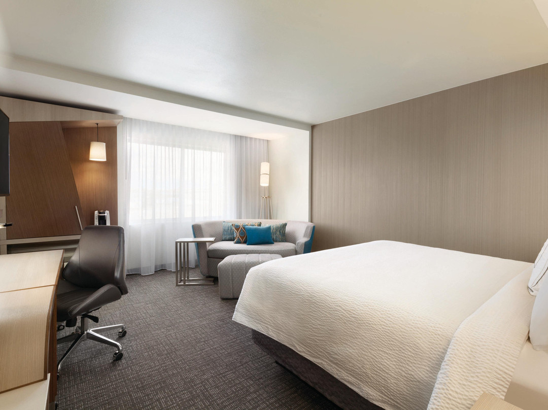 埃尔帕索东/ I-10万怡酒店主图