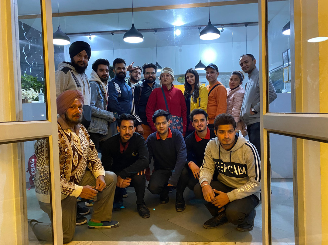 Misty Meadows Resorts主图