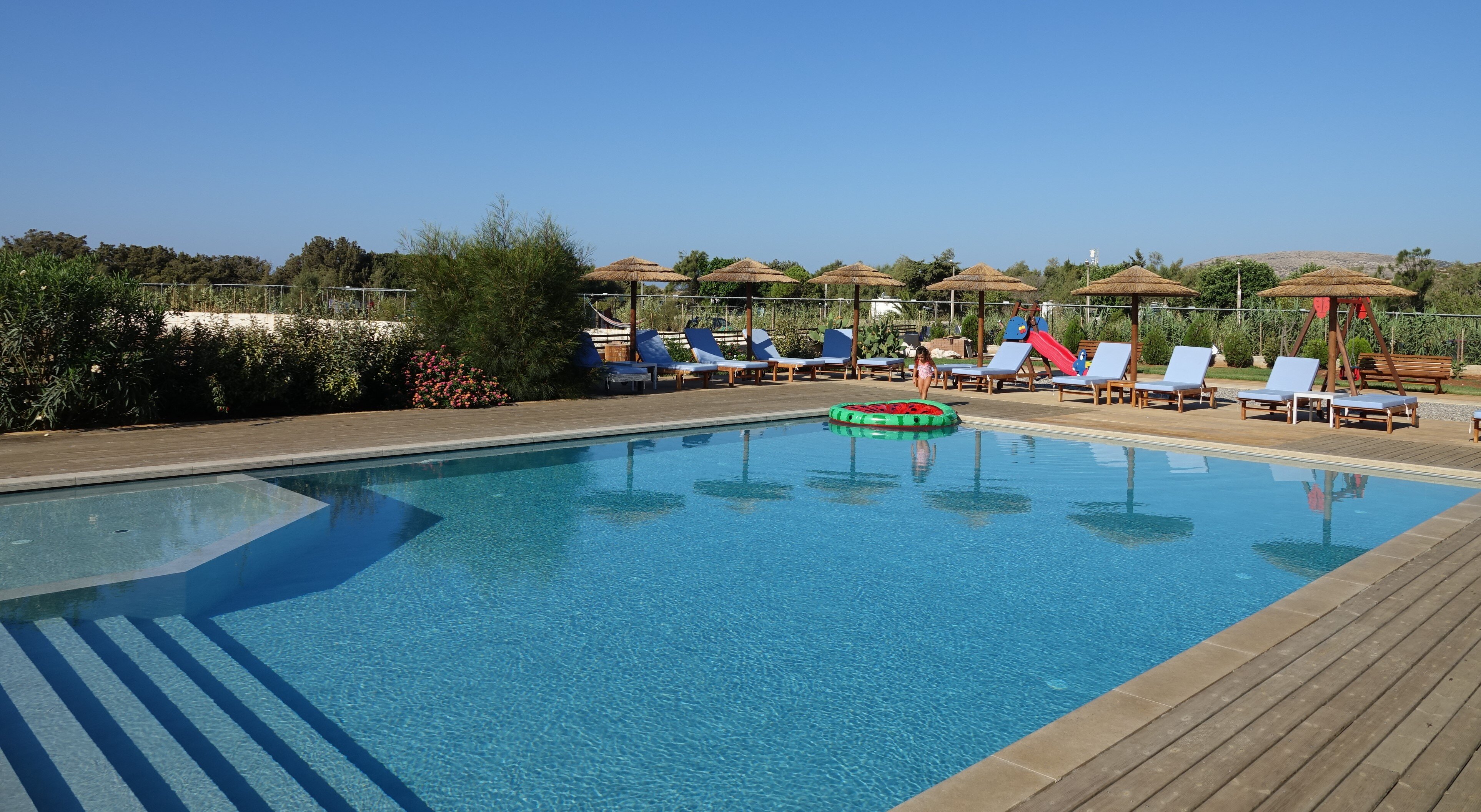 Double Bay Beach Hotel-泳池