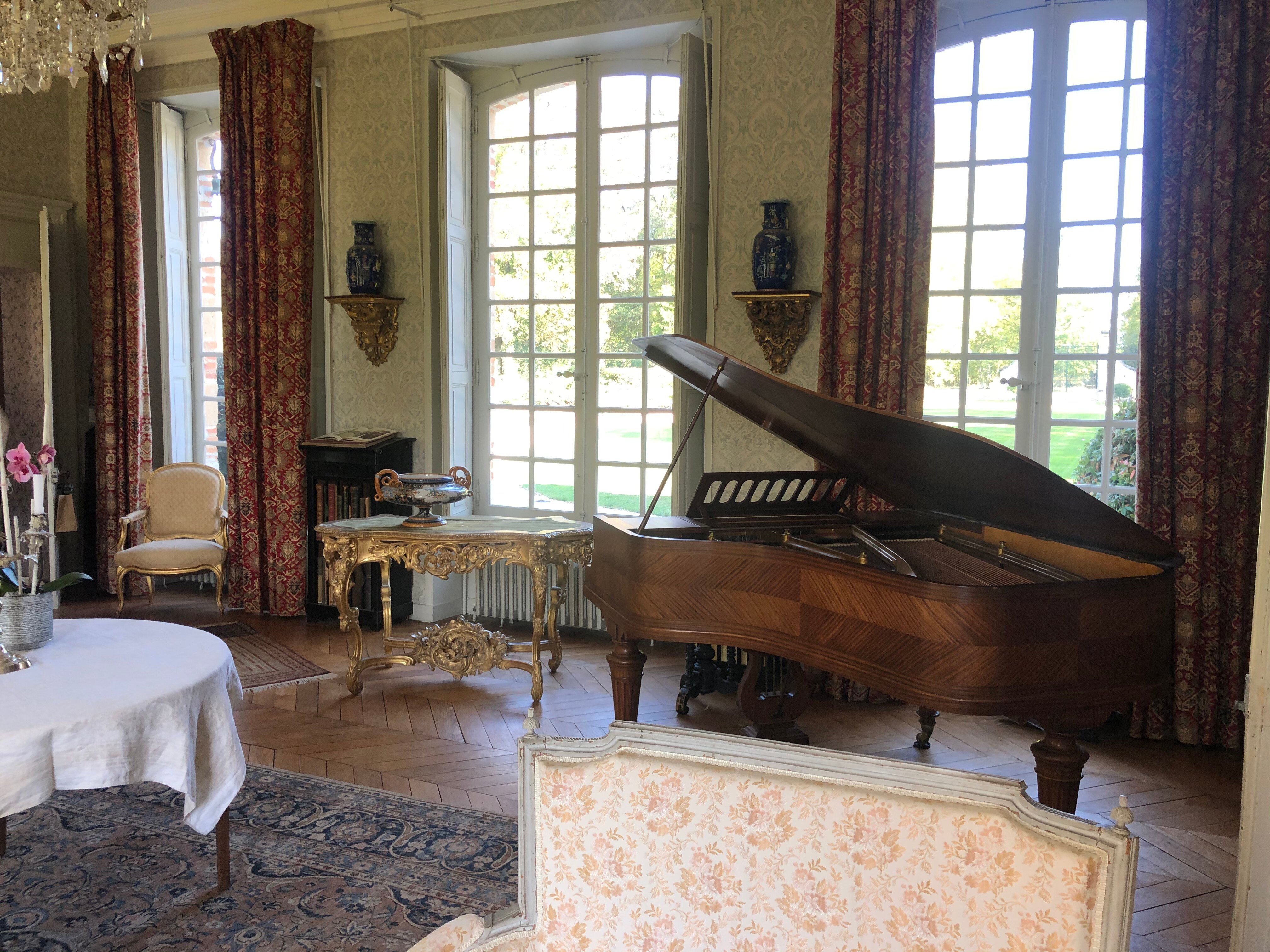 Château de la Giraudière-餐饮