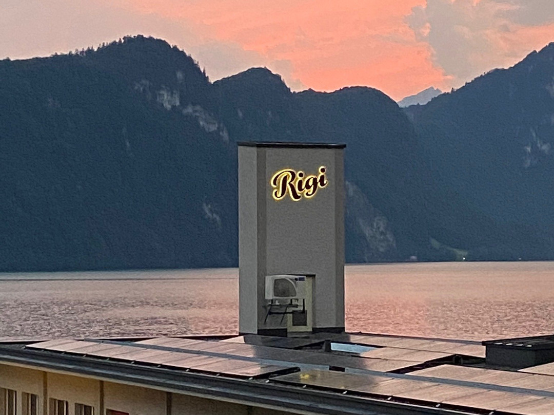 瑞吉酒店主图
