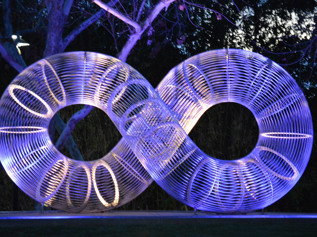 Cerritos Sculpture Garden-喜瑞都必去景点