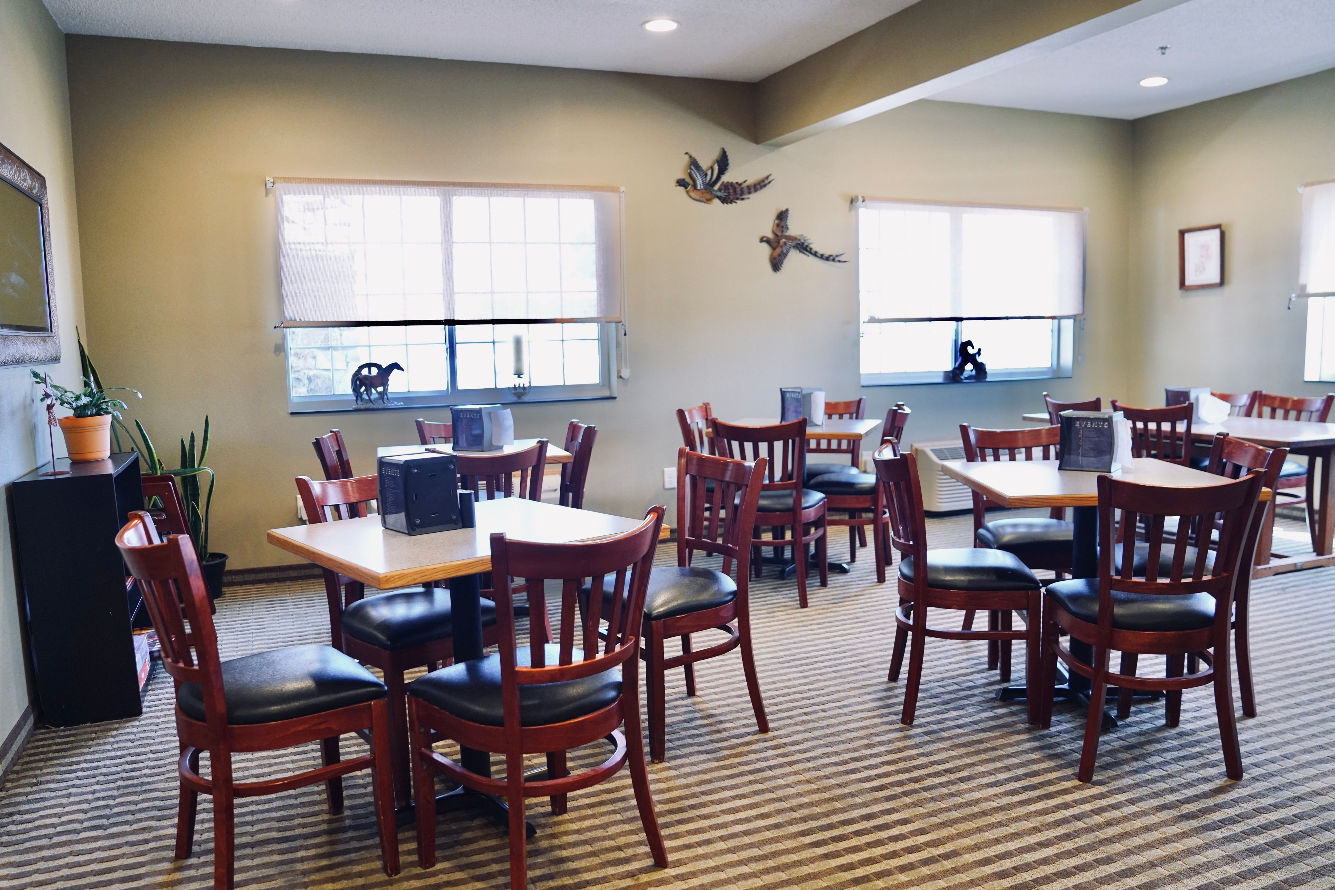 Bowman Inn and Suites-官方