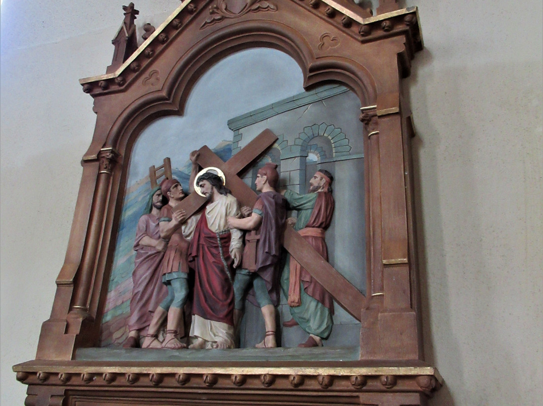 Eglise Saint-Hubert-Illange必去景点