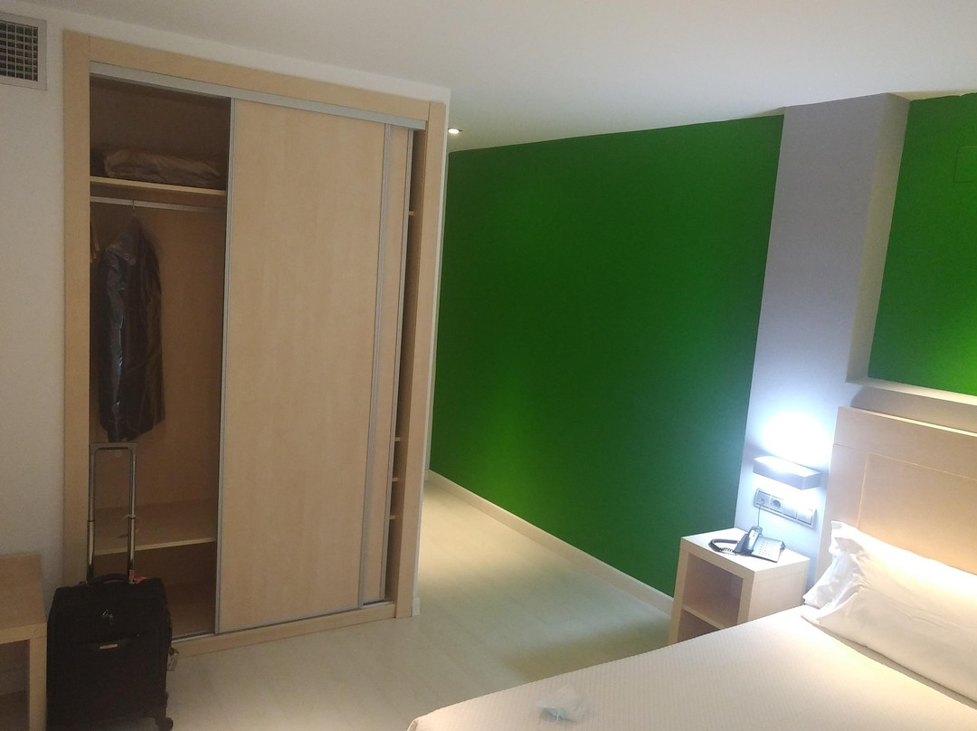 欧罗巴酒店主图