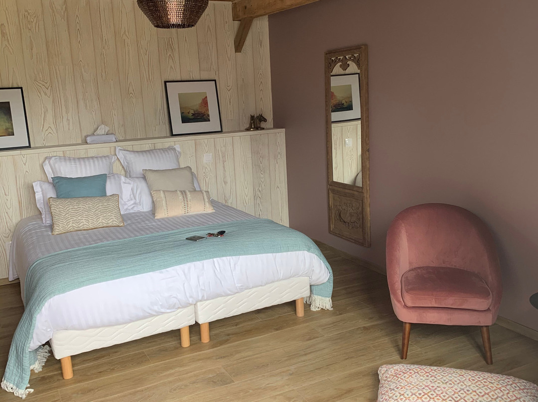 Le Manoir des Chevaux Dorés主图