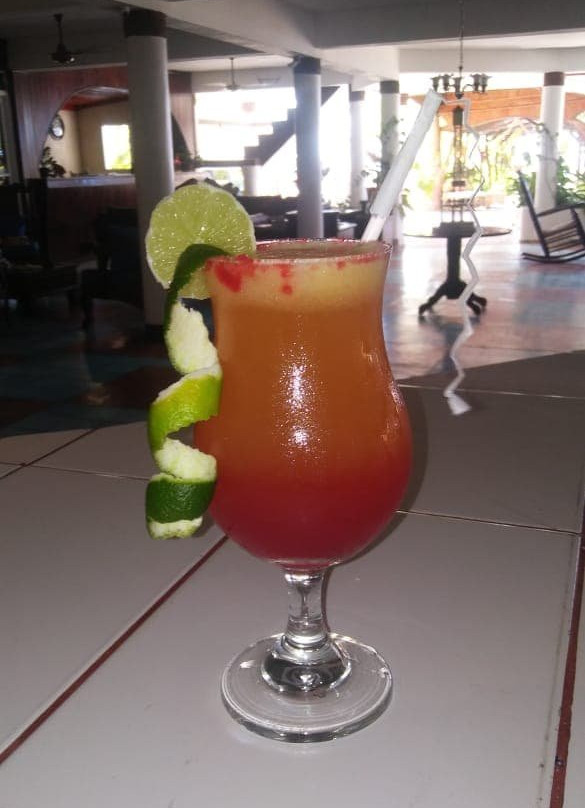 Marina Del Mar Hotel主图