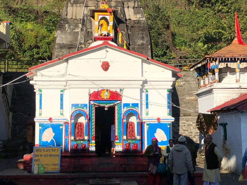 Step to Himalayas-默纳利必去景点