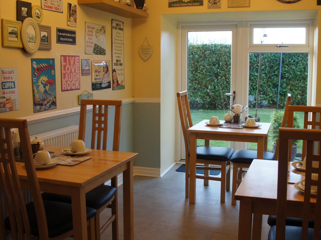 Alexander House主图