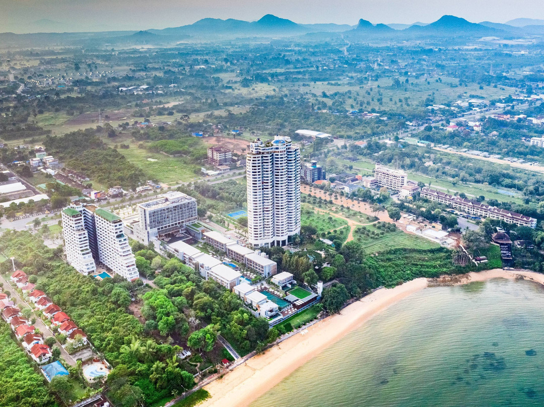 Renaissance Pattaya Resort & Spa主图