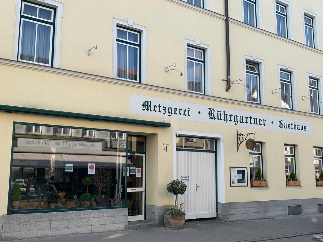 Vachendorf餐馆和美食-Gasthaus Metzgerei Ruhrgartner
