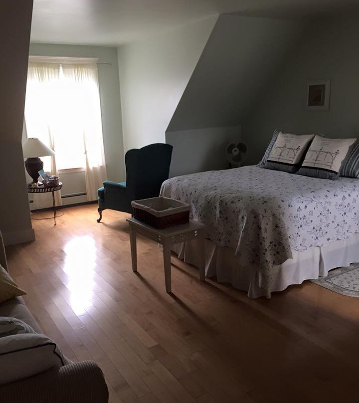 Changing Tides Bed and Breakfast主图