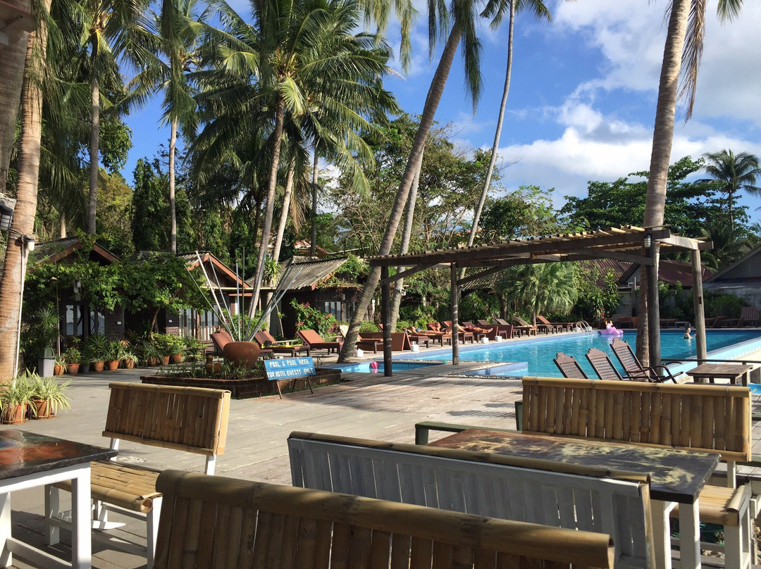 日落湾度假酒店主图