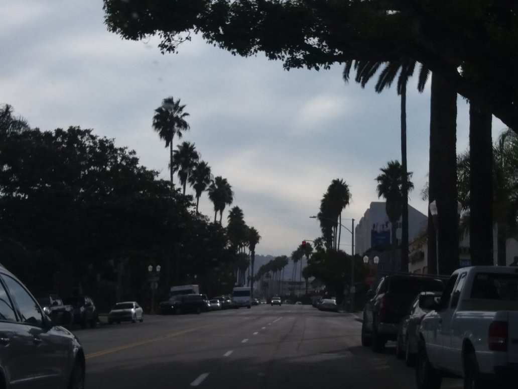 蒙大拿大街-圣莫尼卡必去景点