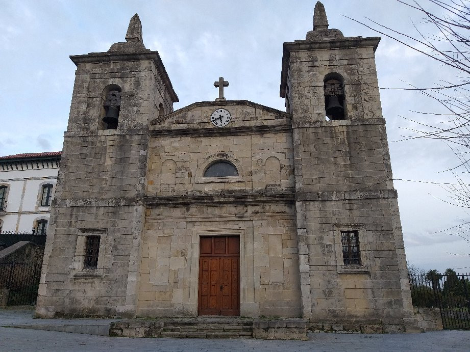 Iglesia de Santa Maria de Colombres景点图片