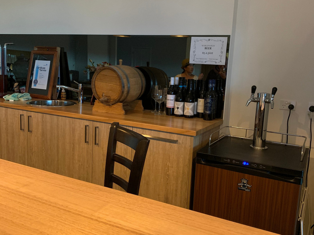 Rooks Edge Bed & Breakfast主图