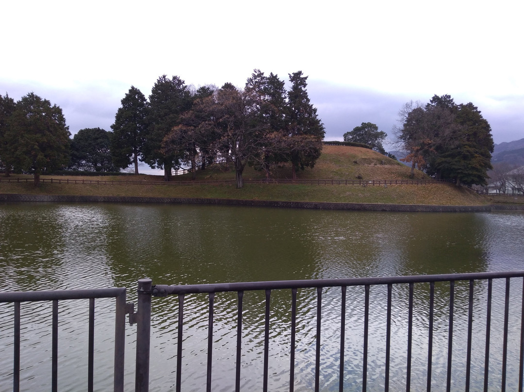 Kurozuka Kofun景点图片