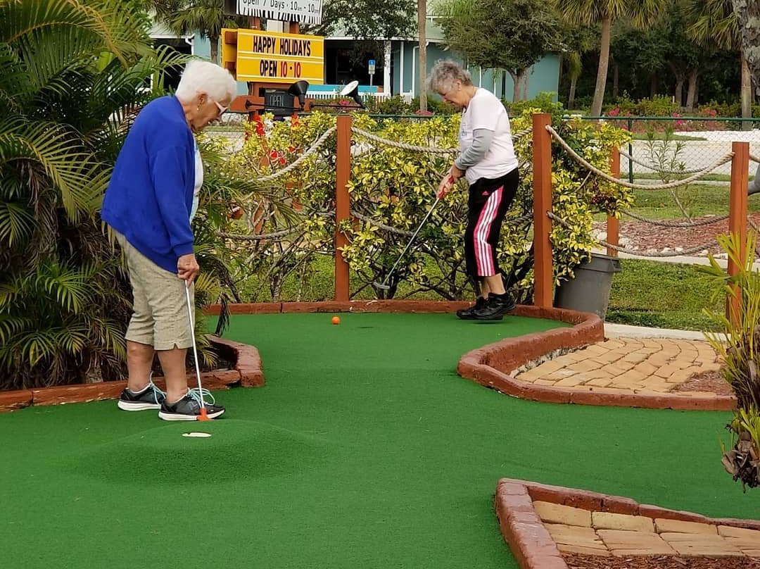 Golf Safari Mini Golf-博尼塔斯普林斯必去景点