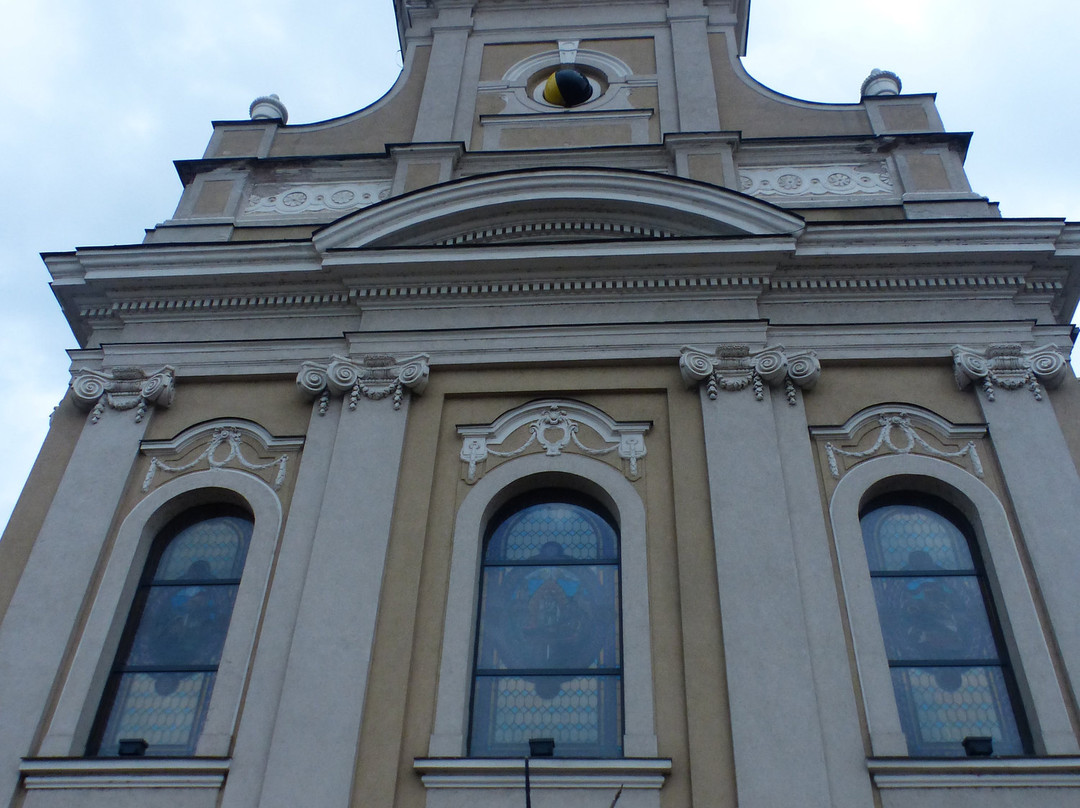 Moon Church (Biserica cu Luna)景点图片