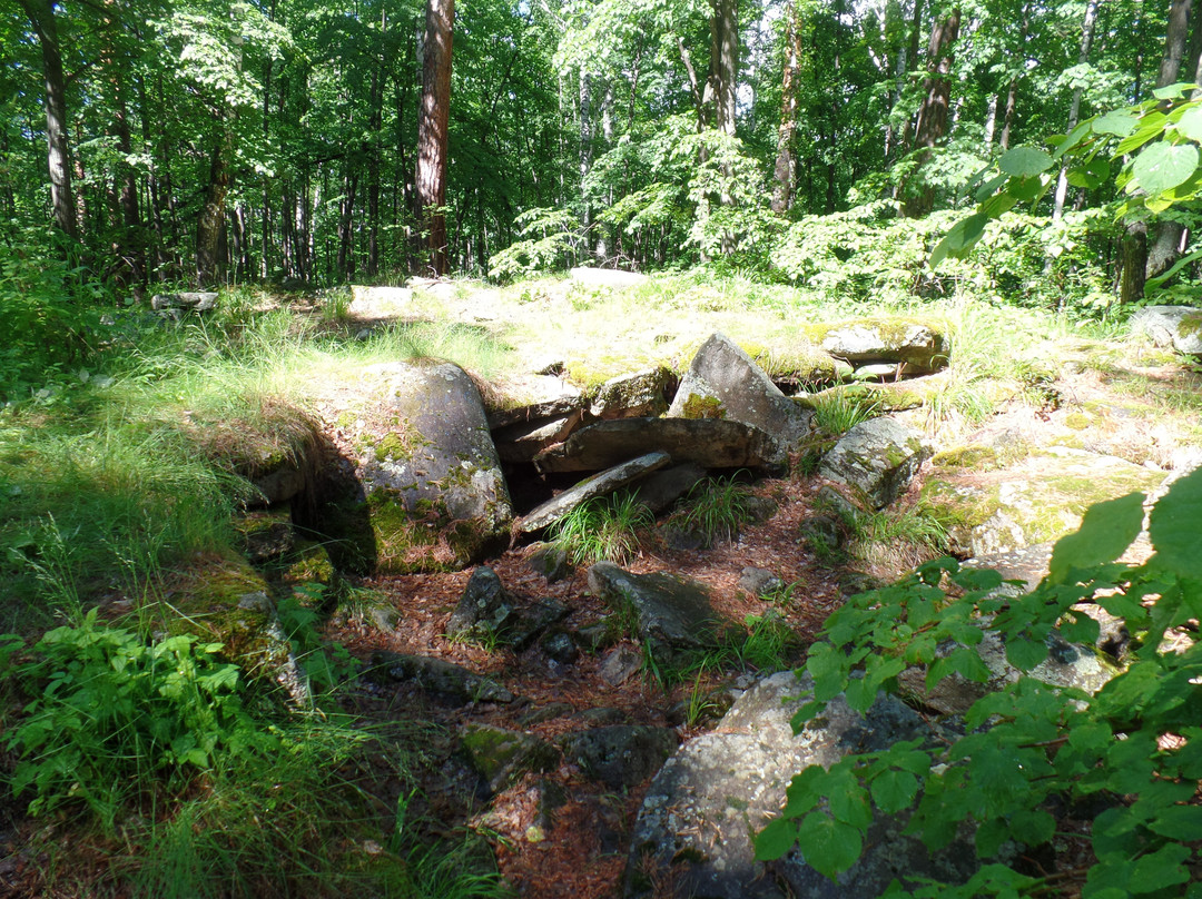Megaliths of Vera Island景点图片