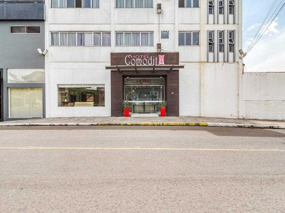 OYO 301 Hotel Comodita Ltda-官方