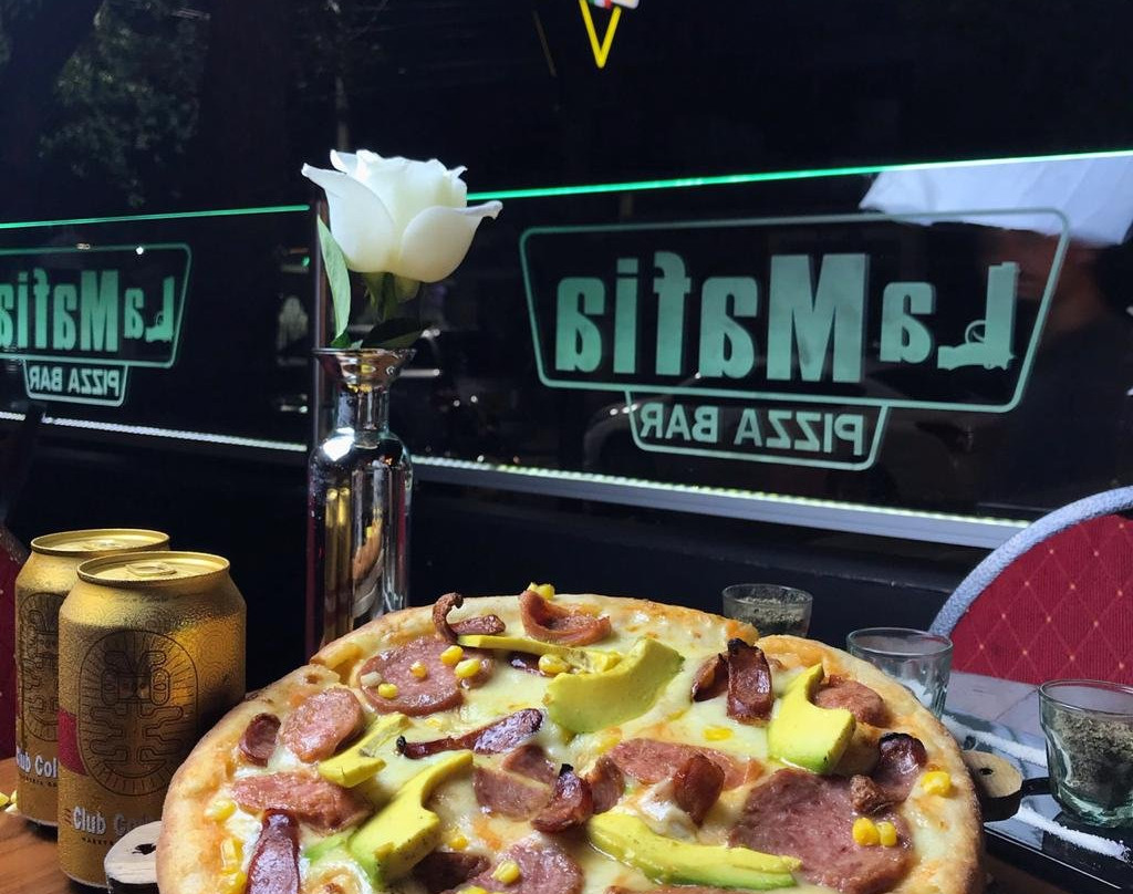 La Mafia Pizza Bar