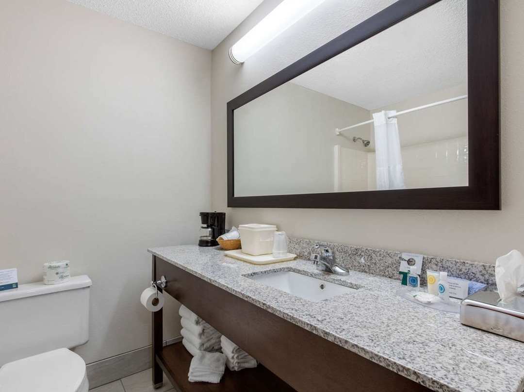 Quality Inn And Suites主图