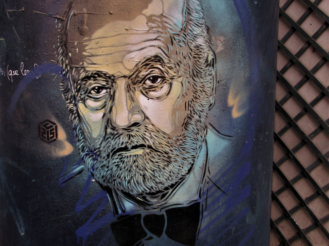 Fresque "Auguste Perret"景点图片