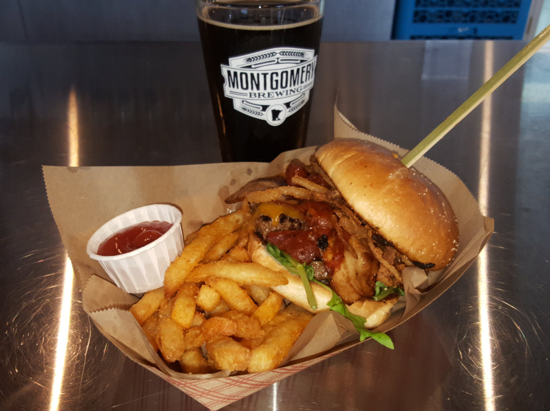 New Prague旅游景点-Montgomery Brewing