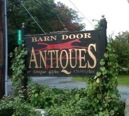 Barn Door Antiques景点图片