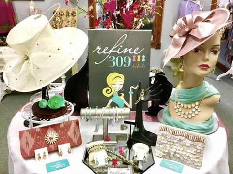 Refine 309 Women's Boutique-布卢明顿必去景点