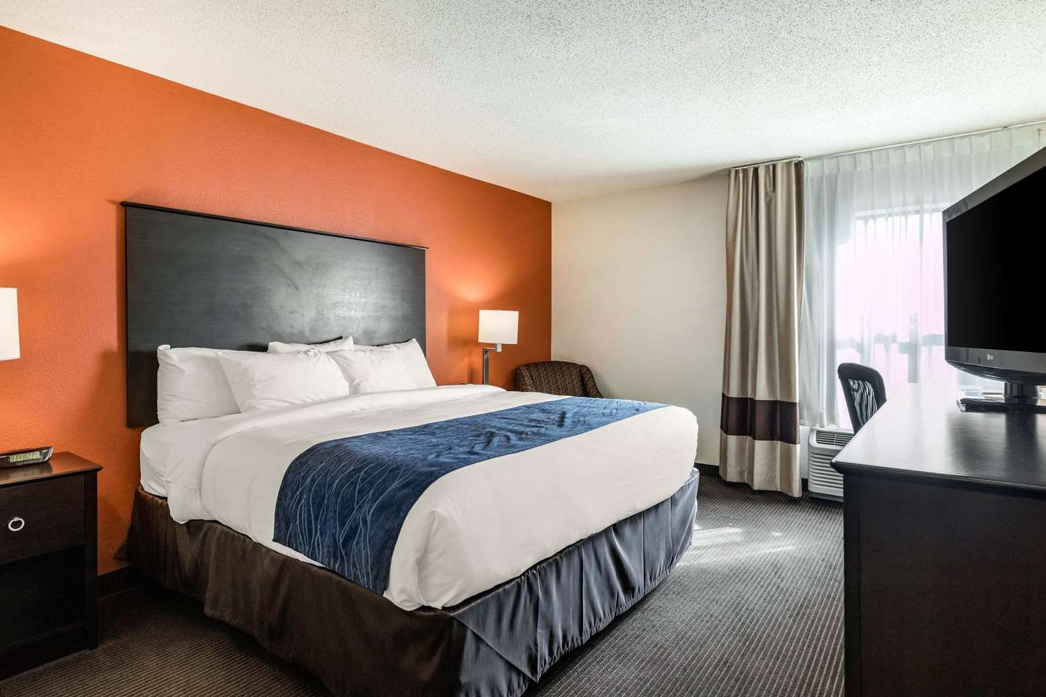Comfort Inn Wings Stadium-官方