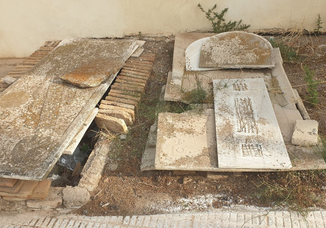 Cementerio Santiago Apostol-Portman必去景点