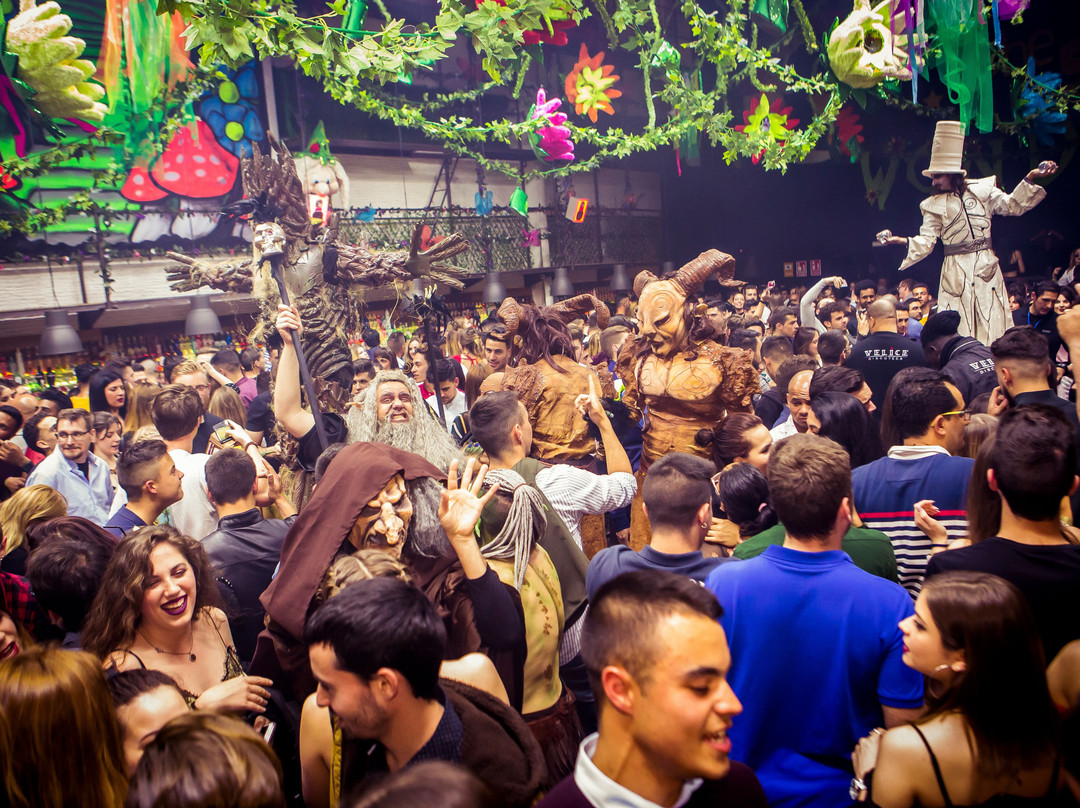 Velice Discoteca-托雷维耶哈必去景点