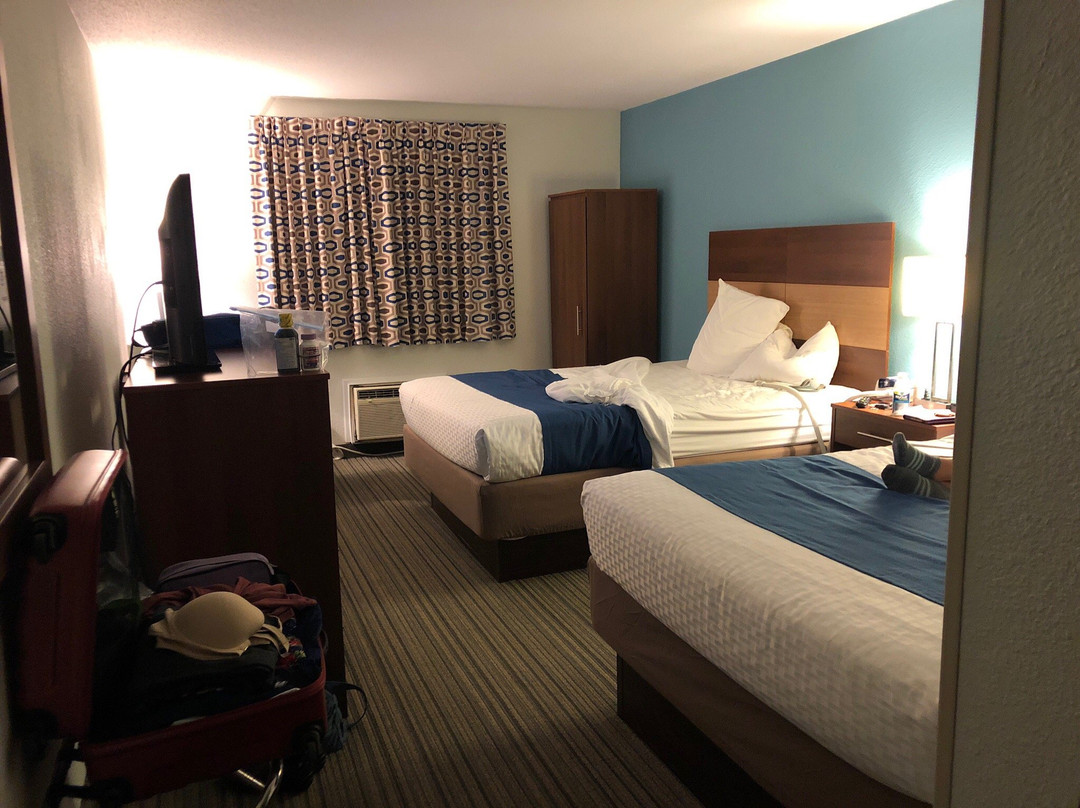 Ramada by Wyndham Effingham主图