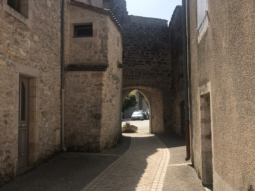 Les Fortifications de La Cavalerie景点图片