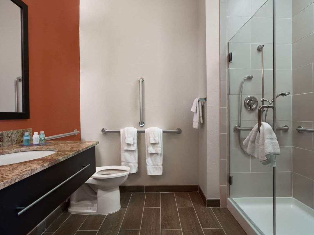 Baymont by Wyndham Hobbs主图