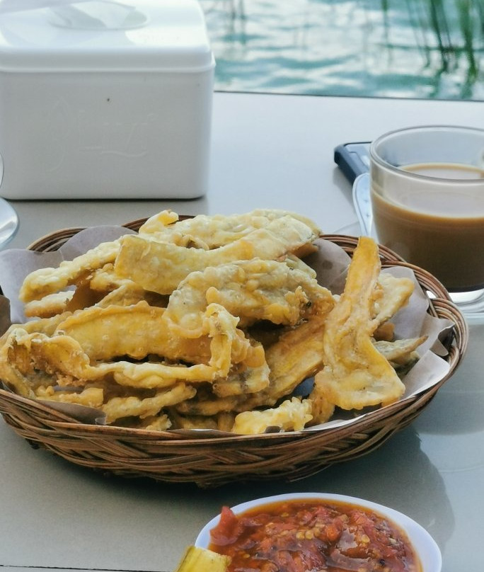 五色湖-Tomohon必去景点