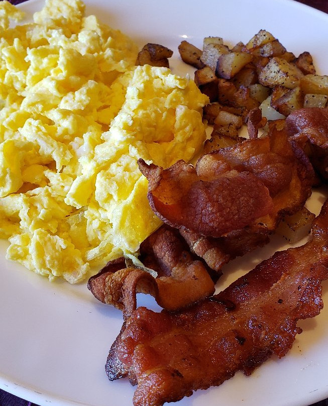 The Sky View Inn主图