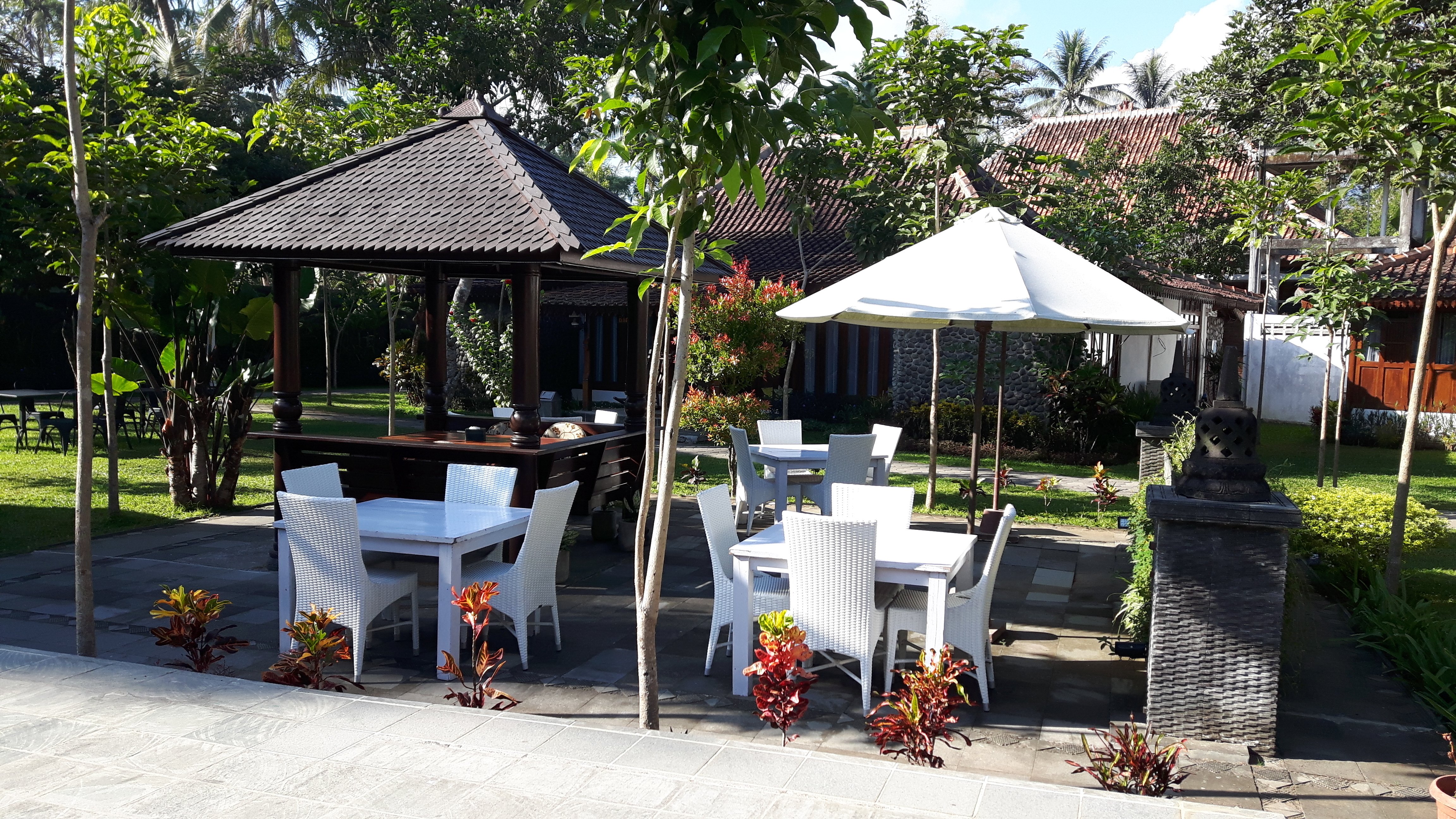 The Nalaya Hotel & Resto-浴室